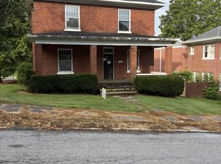 1924 Jefferson St, Bluefield, WV 24701