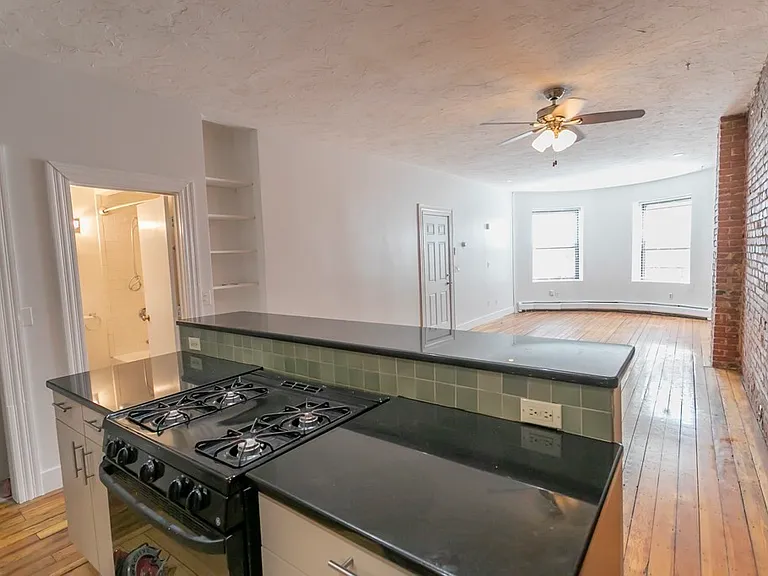 101 Cedar St #2 — Photo 6