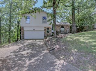 11 Stoney Ridge Ln, Maumelle, AR 72113