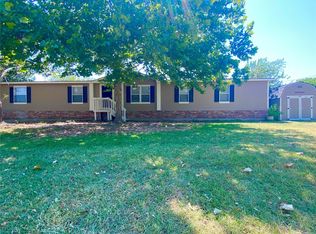 118 Dandy Mill Rd, Ferris, TX 75125