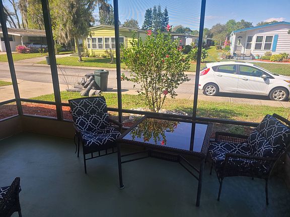 2nd image of 2257 Primavera Ave