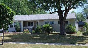 1st image of 641 Lynbrook Ave