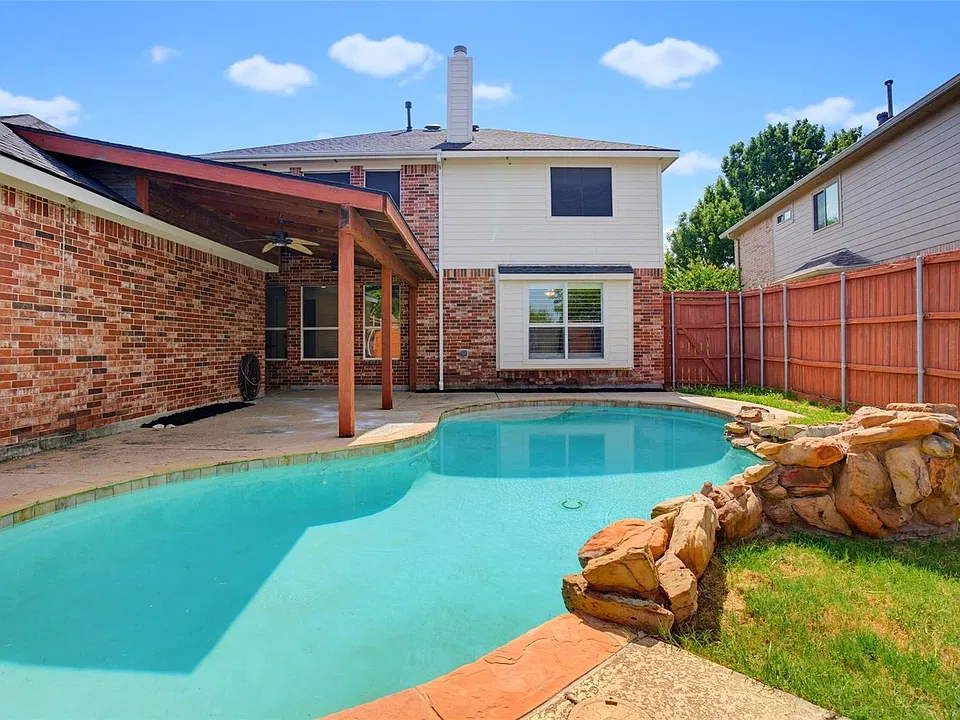 1402 Bradford Trace Dr