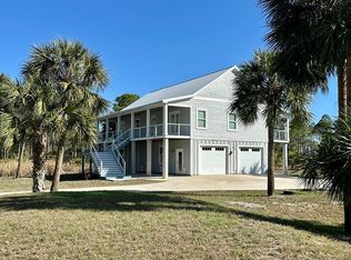 10131 SW 153rd Ter, Cedar Key, FL 32625