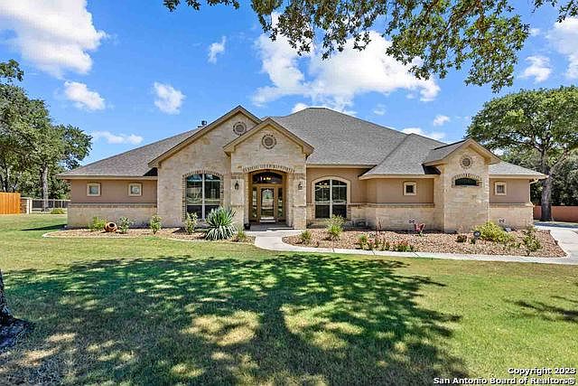 1st image of 141 COPPER CREEK DR