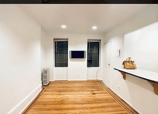 Rented by Oxford Property Group | media 21