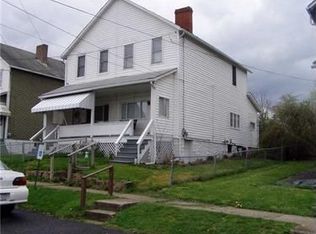 447 1st St, Vestaburg, PA
