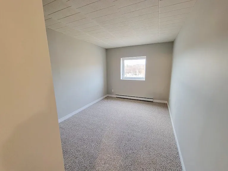 2677 Trout Lake Rd — Photo 6