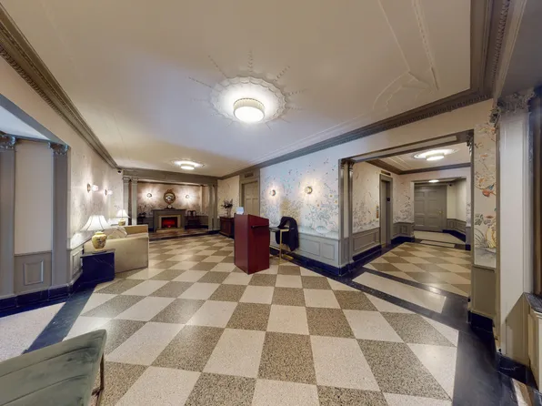 1 Christopher Street image 17 of 22