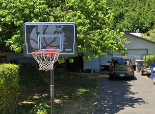 6954 Reflection St, Redding, CA 96001