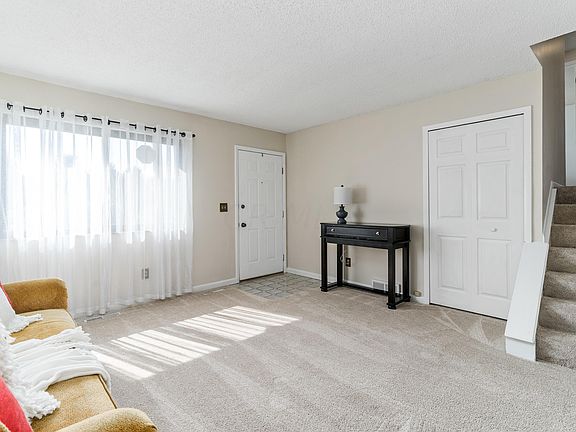 5th image of 5836 Chanwick Dr