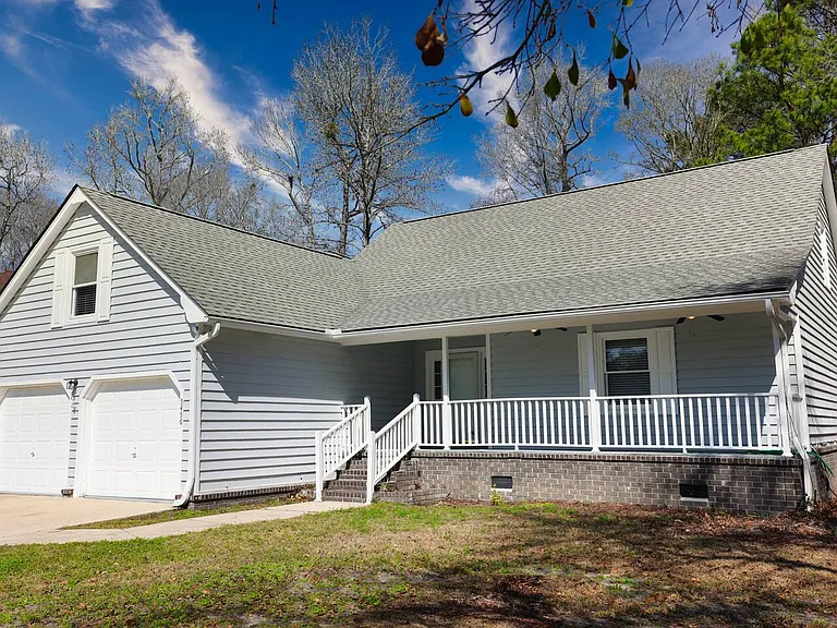 5456 Roxbury Dr — Photo 20