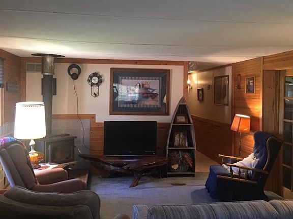3rd image of 54 Shore St