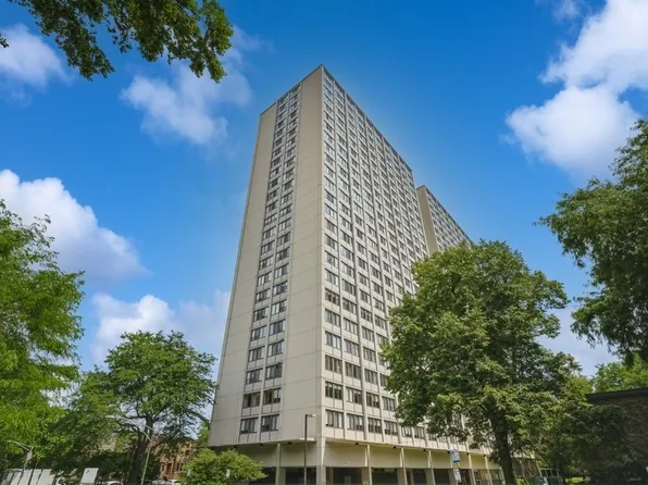 4800 S Lake Park Ave #2509A, Chicago, IL 60615