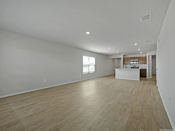 3rd image of 3121 Jarlsberg Ln