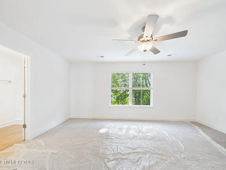 1729 Lateglow Way — Photo 31