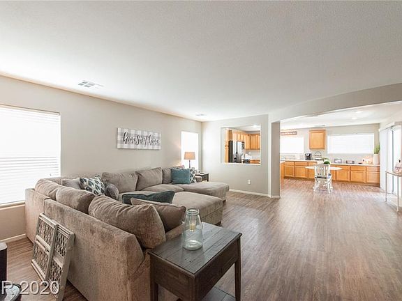4th image of 8371 Golden Amber St