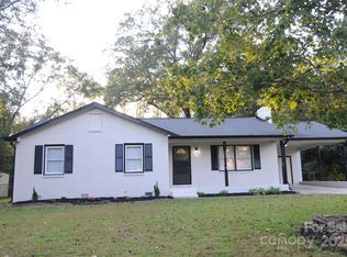 4901 Greenwood Dr, Gastonia, NC 28052