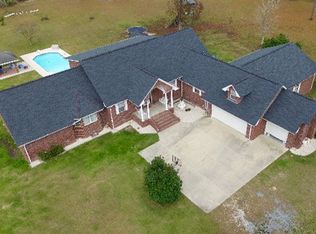 545 Timberlake Trl, Jesup, GA 31545