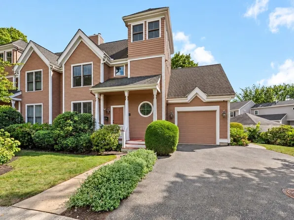 522-524 Auburn St, Auburndale, MA 02466