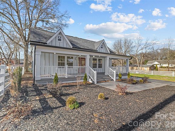 2nd image of 417 Boyte St