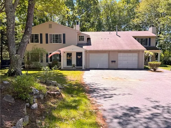 17 Eagle Run #D, Blandford, MA 01008