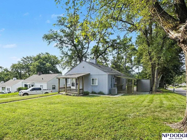 6795 Seward St, Omaha, NE 68104