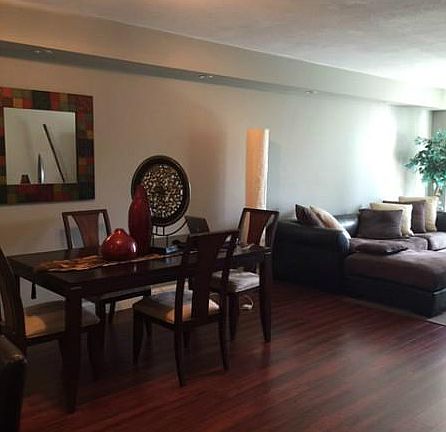 2nd image of 19370 Collins Ave APT 609