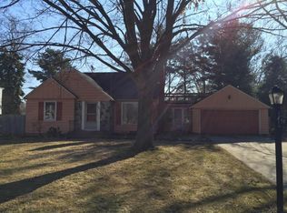 241 S Waverly Rd, Holland, MI 49423