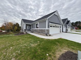 2553 Ravines Trail Dr SW, Byron Center, MI 49315