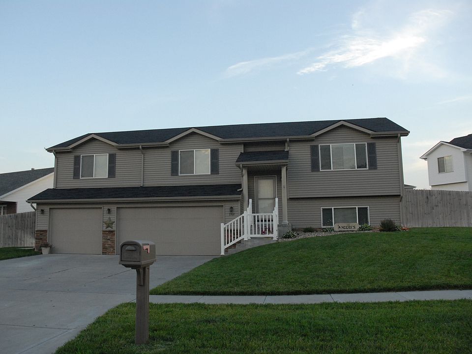 1st image of 7201 N Steamboat Dr