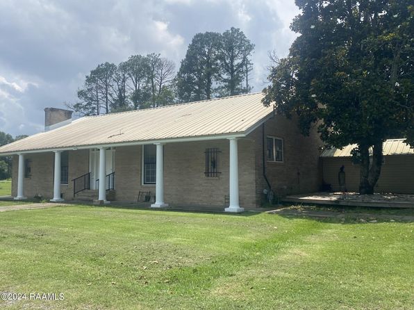 1026 S Ryan Ave, Basile, LA 70515