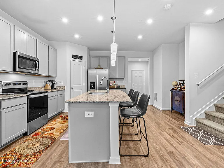 12034 Wooden Trace Dr — Photo 5