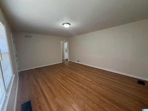 1129 Dogwood Ln, Birmingham, AL 35215