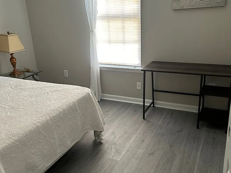 907 Rucker Cliff Dr — Photo 24