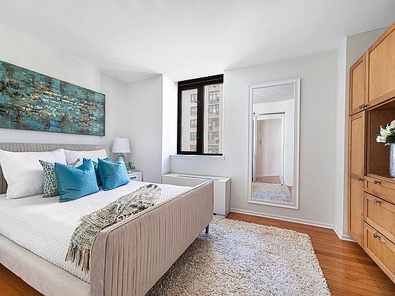 4th image of 176 W 86th St APT 7D