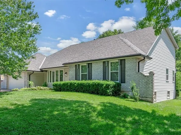 4907 Ridgeway Ave, Kansas City, MO 64133