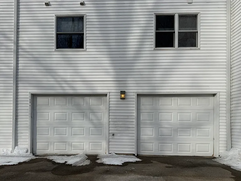 930 Hopkins Rd #E — Photo 12