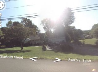 72 Skokorat St, Seymour, CT 06483