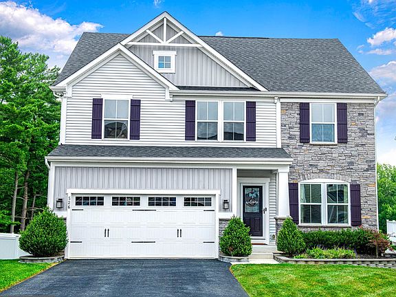 2nd image of 526 Dusk View Dr