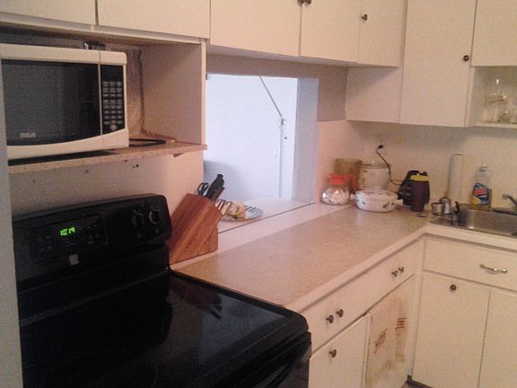 3rd image of 1401 NE Miami Gardens Dr APT 792