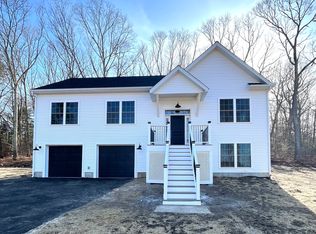9 Tanager Ln, Gales Ferry, CT 06335
