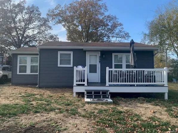 250 Merkel St, Bourbon, MO 65441