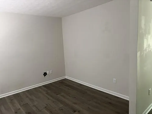 1205 Baybury Ave — Photo 6