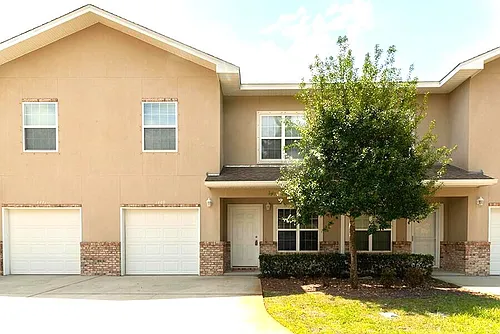 1469 Bentley Cir Photo 1