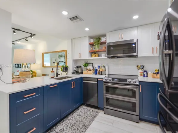 2101 Brickell Ave APT 2010, Miami, FL 33129