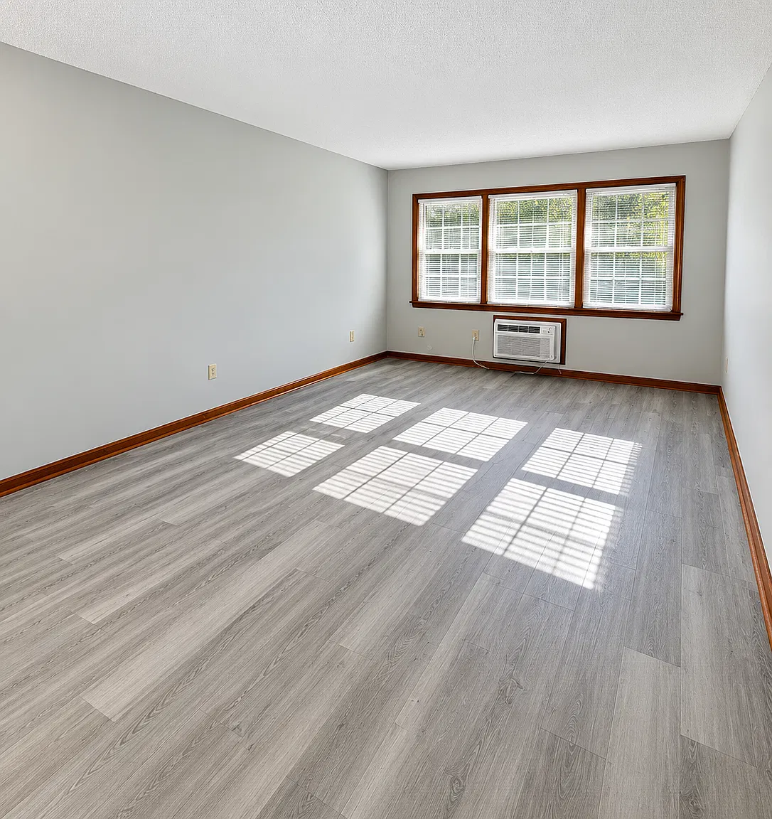 34A Padanaram Rd — Photo 3