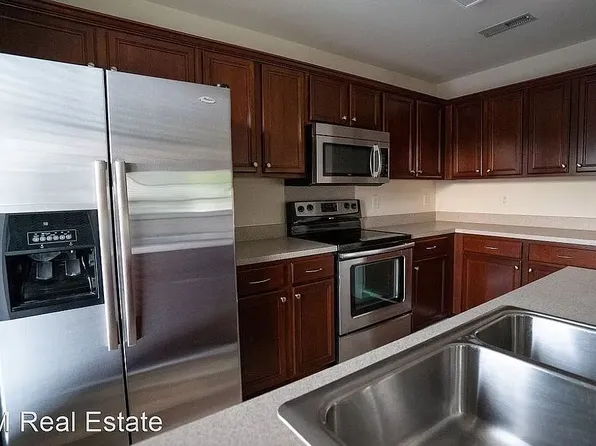 156 Pinewood Ln Unit 103, Bermuda Run, NC 27006