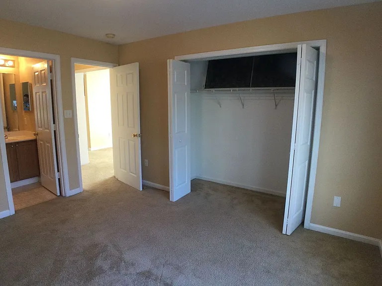 215 Teel St — Photo 12