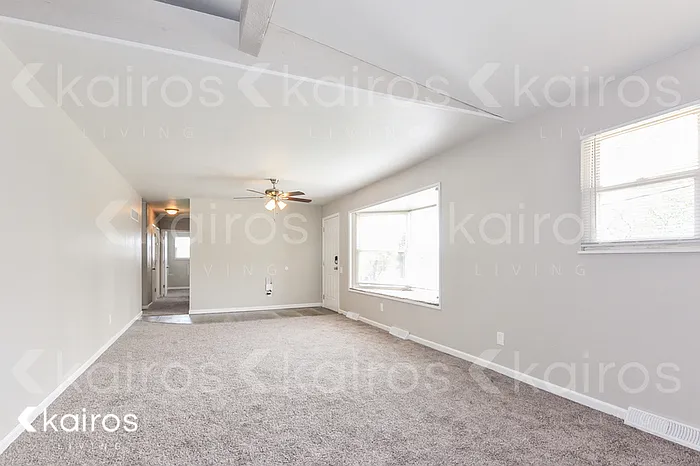 2575 Mullanphy Ln — Photo 3